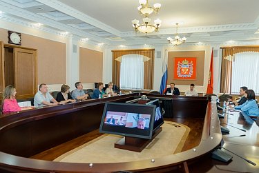 На контроле комитета – исполнение закона